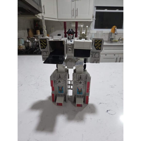 Hasbro Other - Transformers G1 Metroplex Autobot City Commander Vintage Action Figure 1985